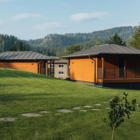 Natur Resort Jetrichovice Tatil parkı